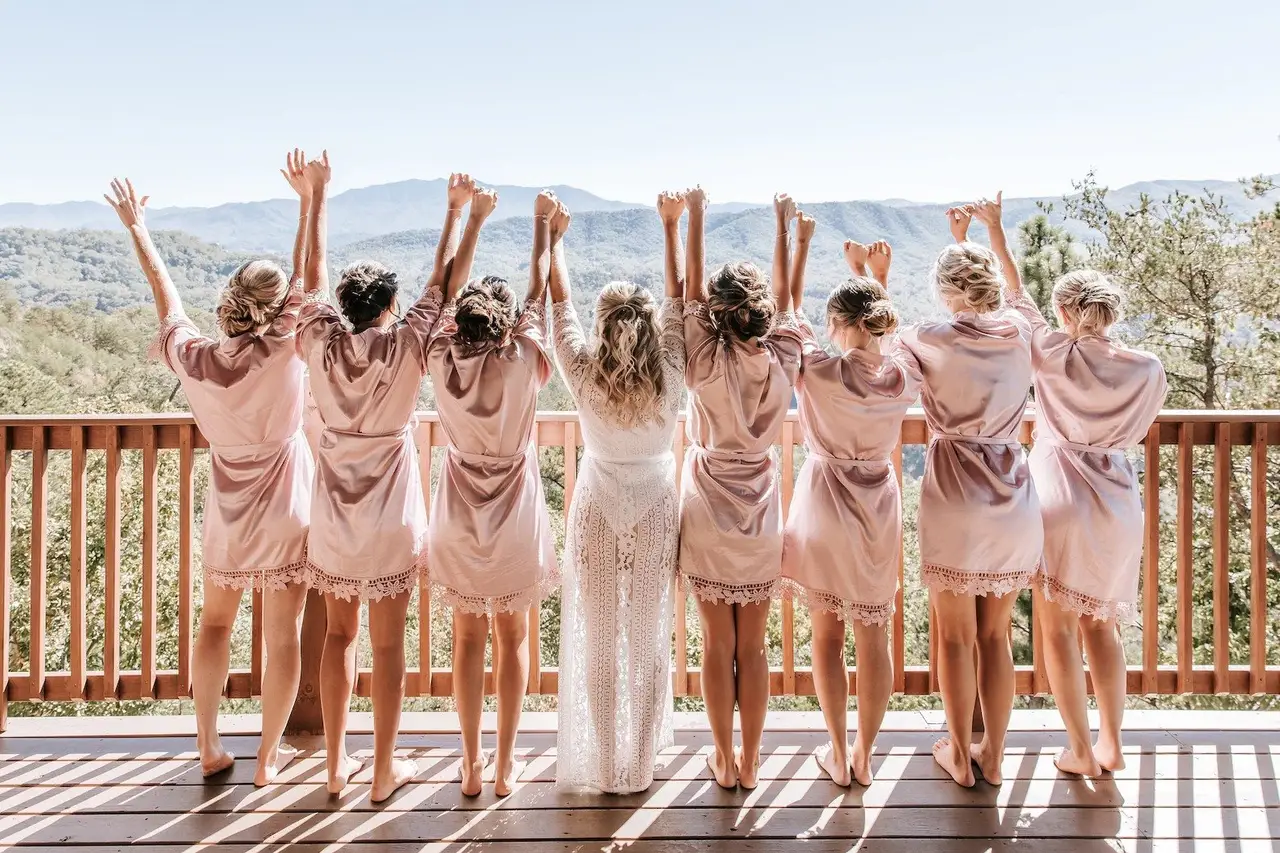 Bridesmaid Gift Ideas for Your Bridal Party Besties