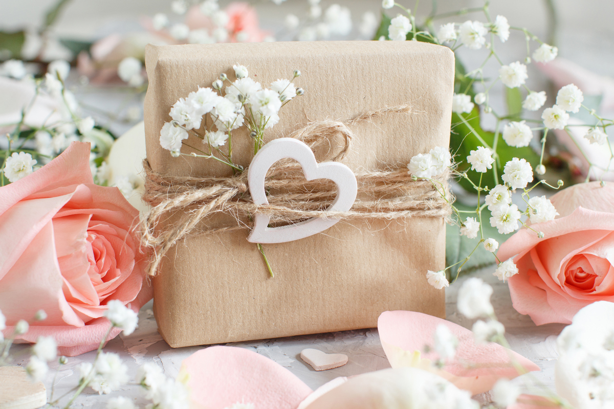 Wedding Gift Ideas: Best Wedding Gifts for Every Couple